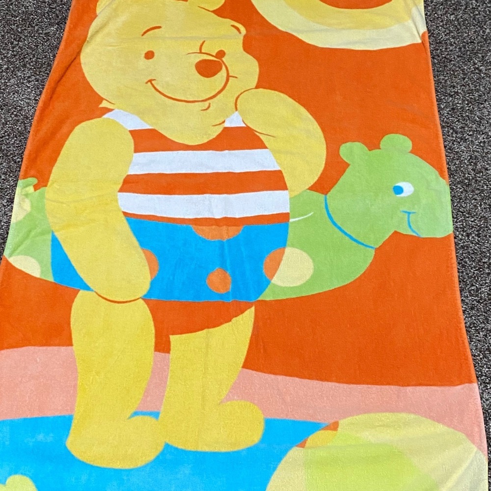 Vintage‎ Disney Winnie the Pooh Beach Towel Sun Graphic Kids Poolside Fun
